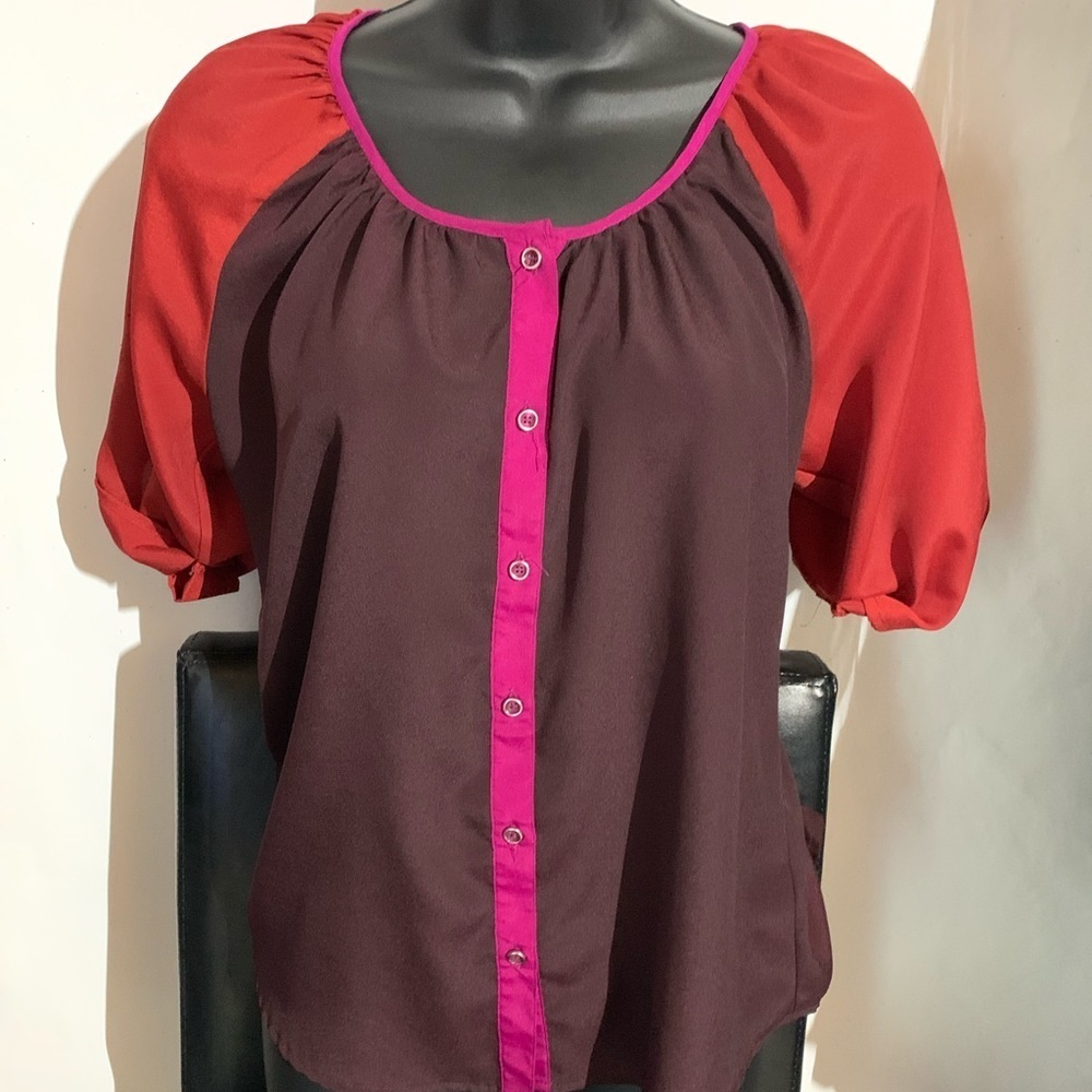 Color block express top - Picture 2 of 4
